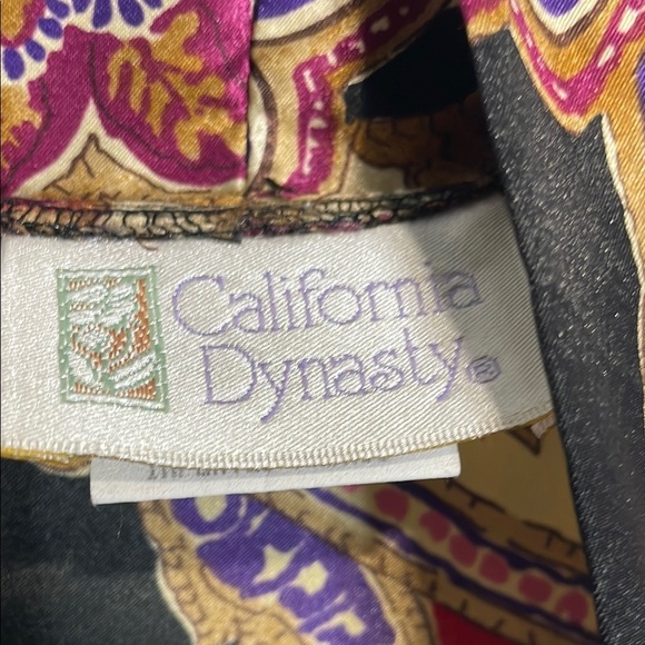 Elegant Floral Women's Robe - Picture 2 of 13